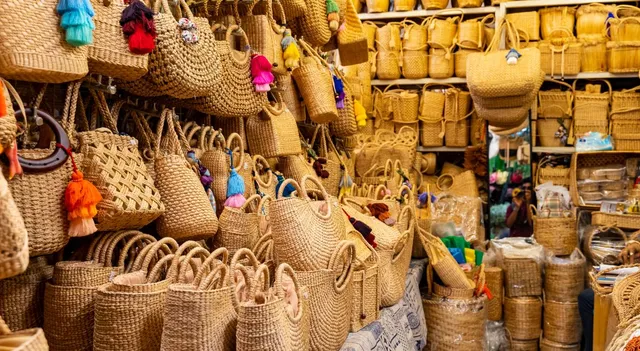 jute-bags-are-summer-chicest-accessory-know-which-indian-city-is-known-as-the-world-jute-capital